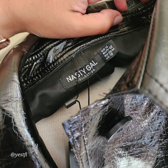 NWT nasty gal Premium Faux Leather Vinyl Mac trench Coat black 14 - Picture 6 of 8